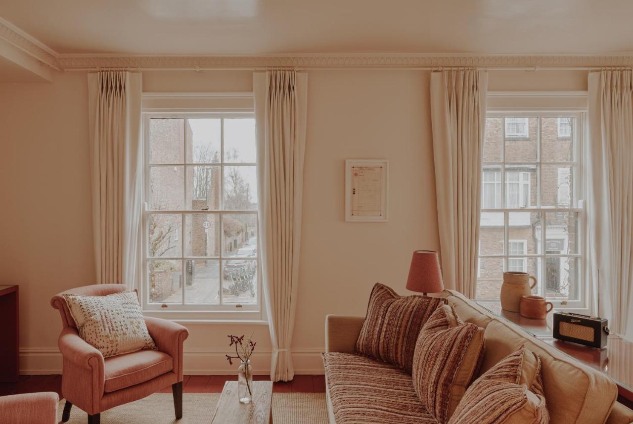 No 1 By Guesthouse, York Luaran gambar